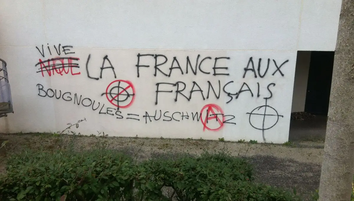 tags antisémités et islamophobes sur l'université de nantes